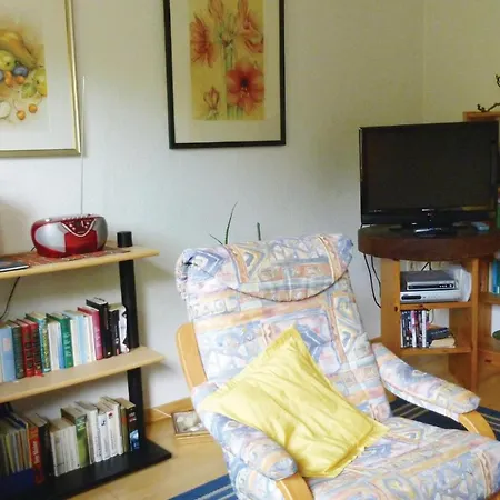 Two-bedroom In Semesterbostad *