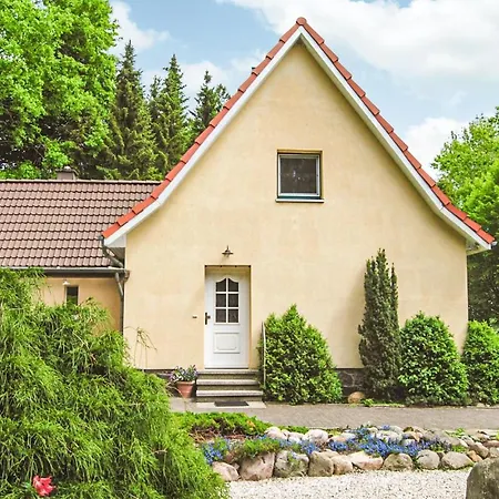 Two-bedroom In Semesterbostad Brekendorf